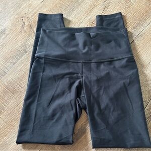 Old Navy Powersoft high rise go dry Black Leggings